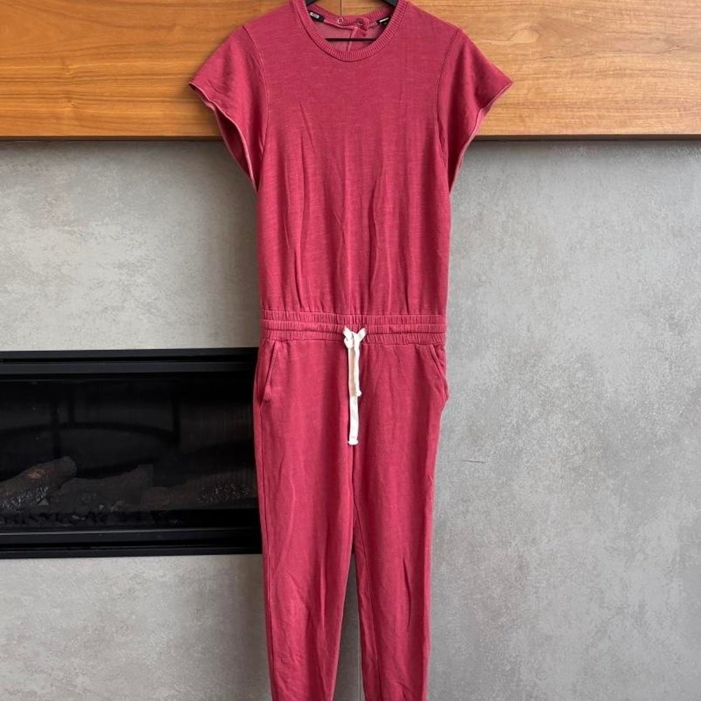 Monrow Short Sleeve Drawstring Waist Jumpsuit Burnt Red XS HR0088